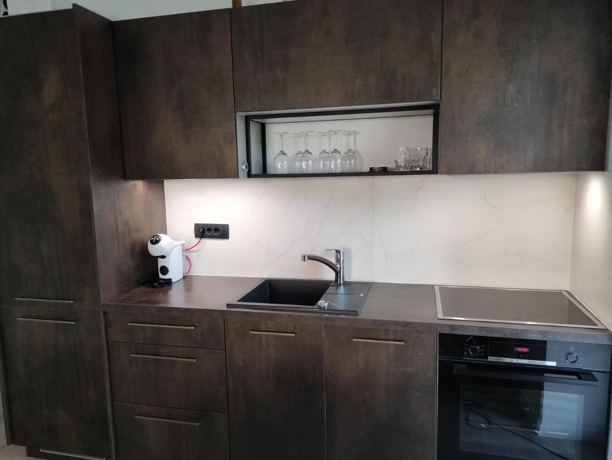 Apartvilla Castropola Zewnętrze zdjęcie