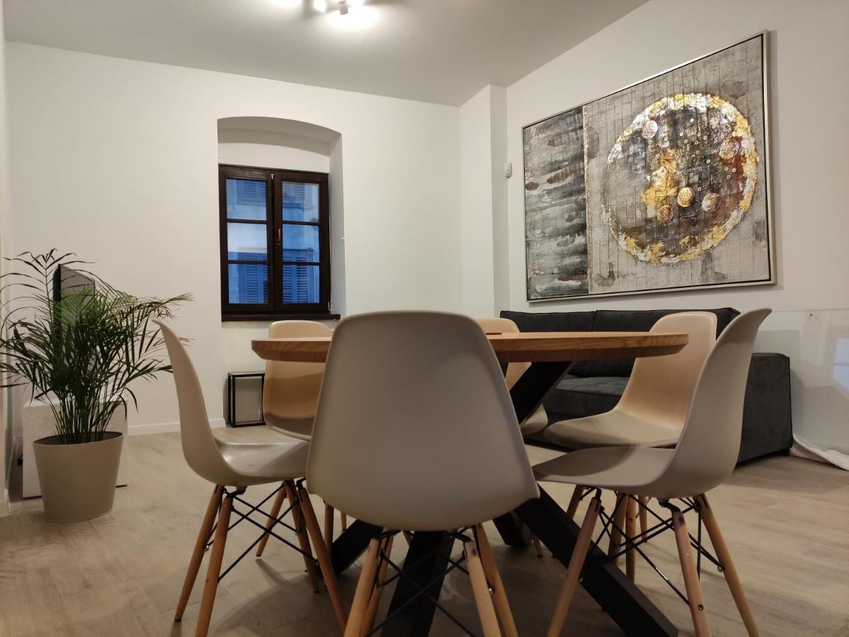 Apartvilla Castropola Zewnętrze zdjęcie