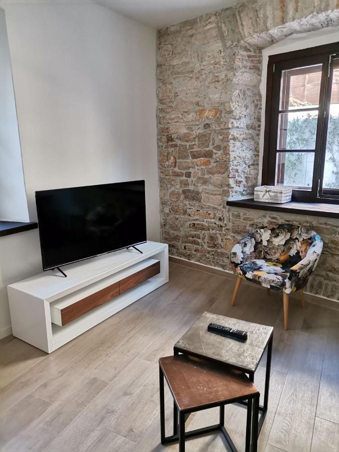 Apartvilla Castropola Zewnętrze zdjęcie